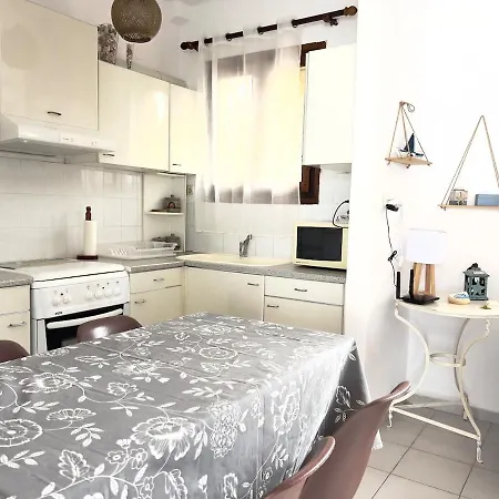 Beachfront Summer House Dhervénion