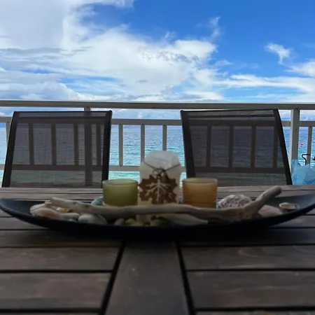 Vakantiehuis Beachfront Summer House *