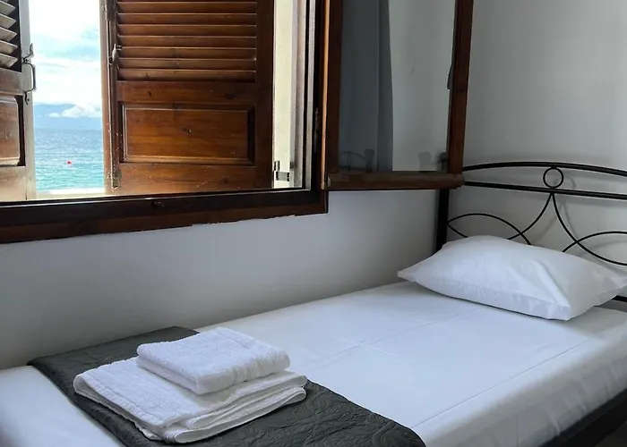 Beachfront Summer House *