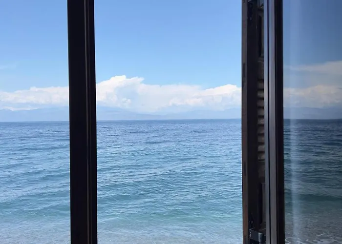 Beachfront Summer House Derveni