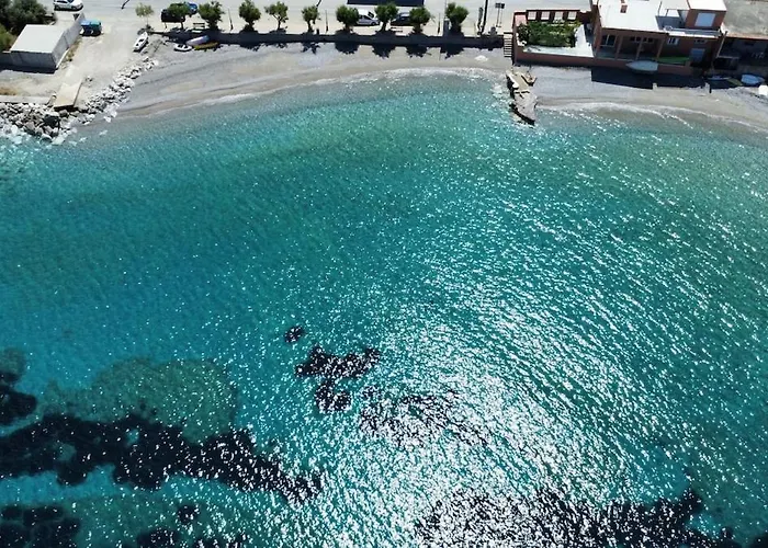 Beachfront Summer House Δερβένι